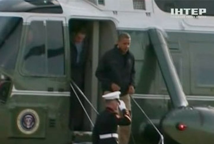 Обама посетил разрушенный ураганом Нью-Йорк