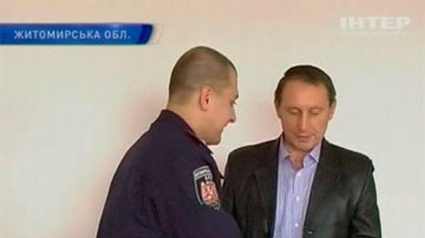 В Бердичеве милиционер-пенсионер задержал грабителя