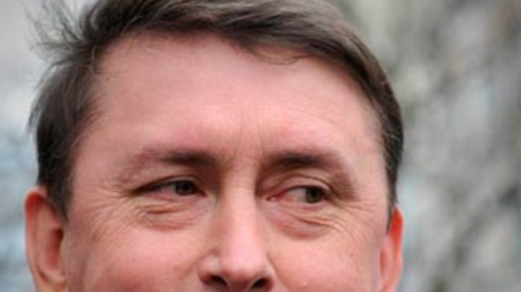 Мельниченко покинул Киев, несмотря на запрет суда