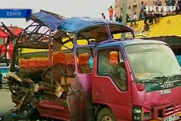 Неизвестные взорвали автобус в Кении
