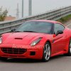 Суперкар Ferrari California оформят в ретро-стиле