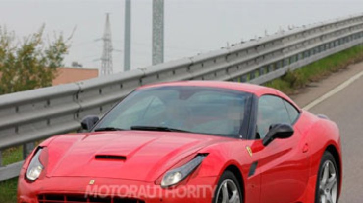 Суперкар Ferrari California оформят в ретро-стиле