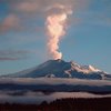В Новой Зеландии начал извергаться вулкан