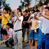 Китайских туристов учат не чистить ботинки простыней и не ругаться за рубежом