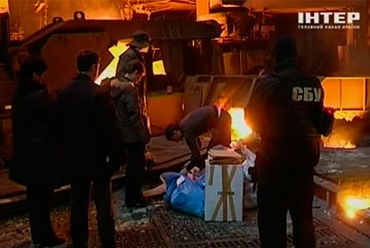 На металлургическом заводе в Донецке сожгли 135 килограммов героина