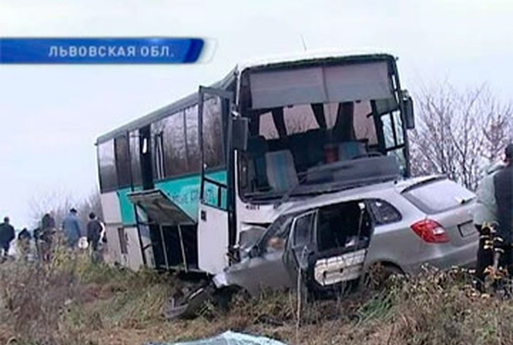 В ДТП на Львовщине погибли пять человек, в том числе ребенок