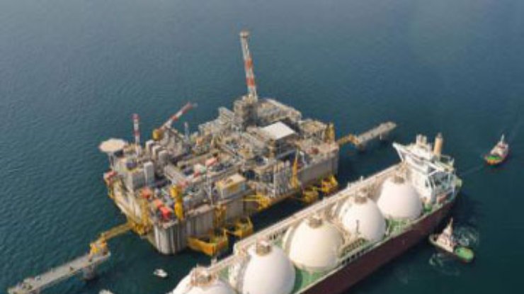 Затягивание строительства LNG-терминала выгодно "Газпрому", - эксперт