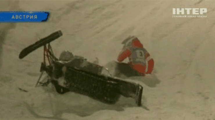 В Австрии прошли гонки снегоходов