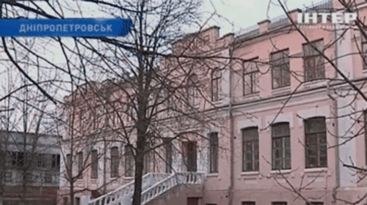 В Днепропетровске зарезали школьного сторожа