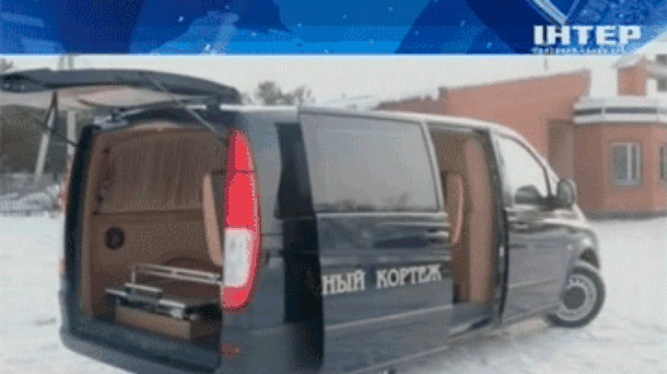 В Севастополе водитель забыл, где оставил катафалк, и заявил, что его украли