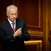 Азаров: Вместо того, чтобы скулить - взял лопату, расчистил свою дорогу