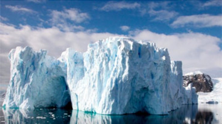 Аргентина протестует против имени Елизаветы II на карте Антарктиды