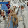 На Херсонщине прошел парад Снегурочек