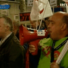 Работники испанской авиакомпании вышли протестовать против сокращений