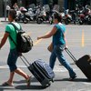 DW: Почему трудовые мигранты из Украины не торопятся на родину