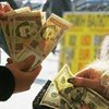 НБУ продолжит тратить валютные резервы ради курса 7,99