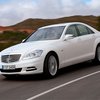 Седан Mercedes-Benz S-Class научат предупреждать о выезде на встречку