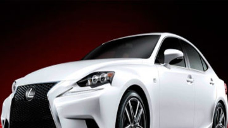 Lexus официально показал седан IS нового поколения