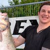 Рыбак-чемпион украл победного окуня из аквариума