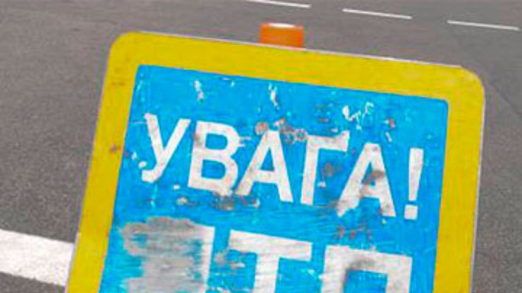 На Житомирщине перевернулся автобус с иностранцами