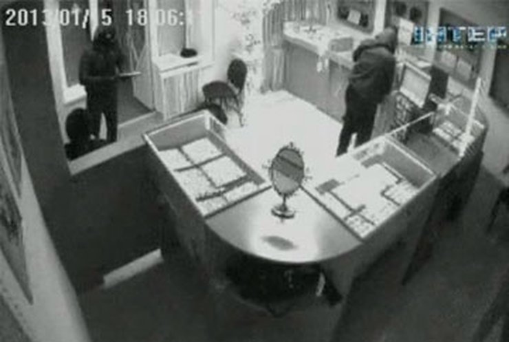 В Красноармейске ограбили ломбард на миллион гривен
