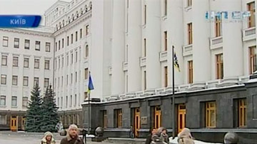 Президент увеличил штат своей администрации на 25 человек