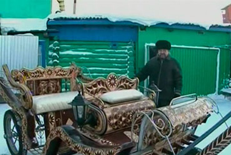 Казахстанский умелец изготовил свадебную карету повышенного комфорта