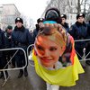 The Financial Times: Украина: Выбор между европейскими объятиями и российской медвежьей хваткой