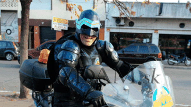 Аргентинский "супергерой" Менганно оказался бывшим полицейским