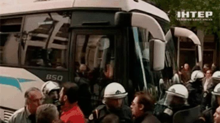 В Греции демонстранты штурмовали министерство труда