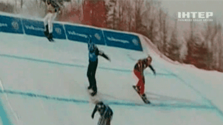 В Канаде прошли соревнования по сноуборд-кроссу