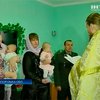 В Запорожском СИЗО крестили двоих малышей