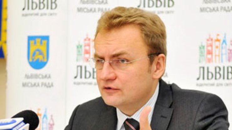 Мэр Львова будет еженедельно отчитываться по Youtube