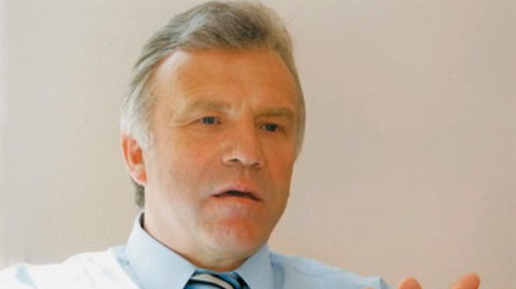 Украинские учителя недополучают 3-5 тысяч гривен ежемесячно, - экс-министр