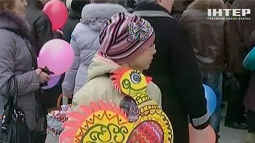 Кировоградские дети вышли на улицы призывать весну