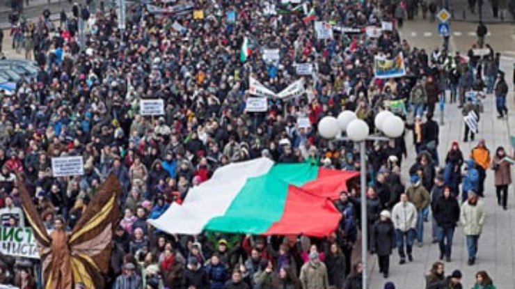 Беспорядки в Болгарии: Пострадали более 10 человек