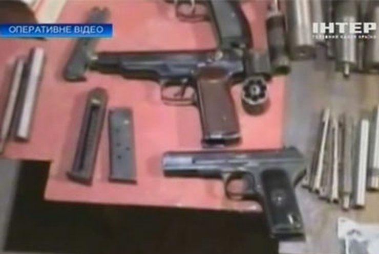 В Днепропетровске обнаружили цех по нелегальному производству оружия