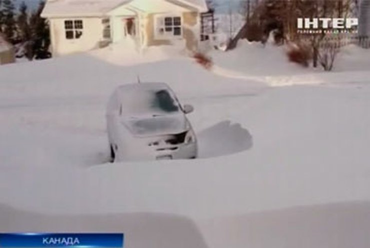 Снежная буря обесточила более 14 тысяч канадских домов