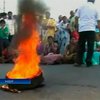 В Индии прошли массовые протесты в связи с убийством трех школьниц