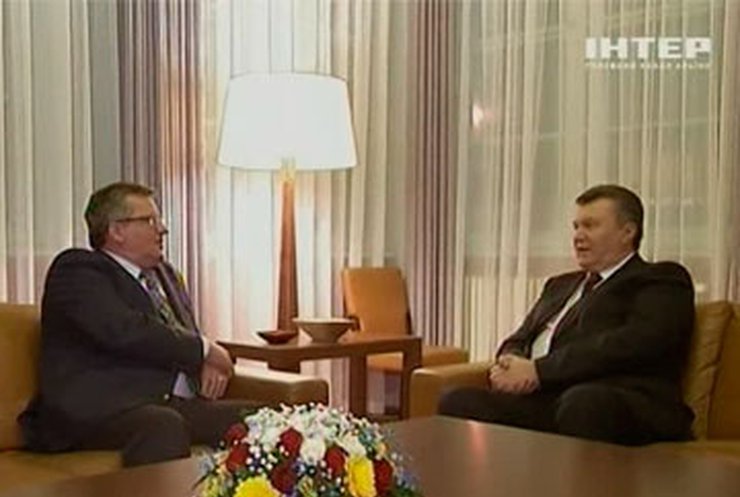 Янукович и Коморовский провели переговоры перед саммитом Украина-ЕС