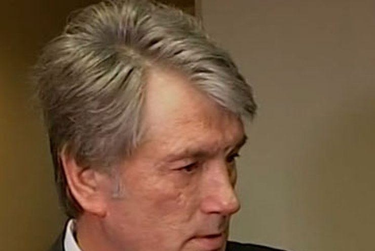 Ющенко хочет узнать, зачем ГПУ понадобилась его кровь