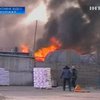 В Запорожье произошел масштабный пожар складских помещений