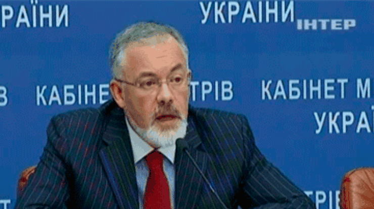 Табачник пообещал до марта значительно повысить студентам стипендии