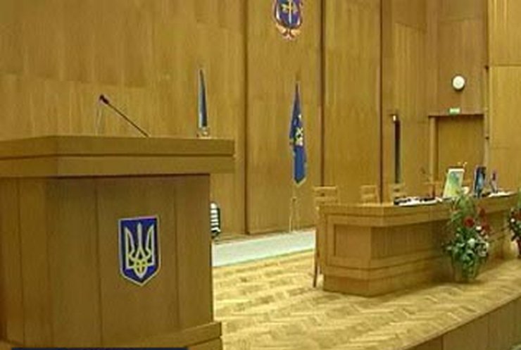 Тернопольский облсовет никак не может принять бюджет-2013