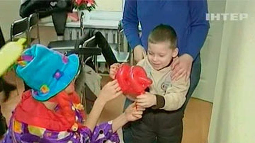 В России в пять раз увеличили соцпомощь родителям детей-инвалидов
