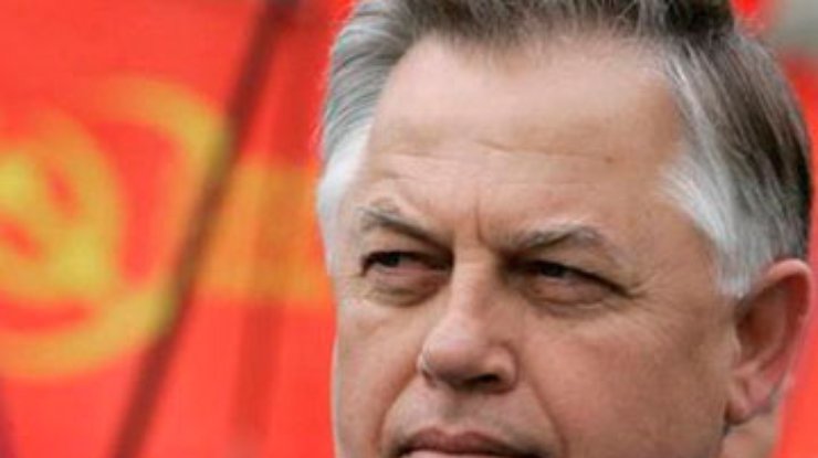 КПУ отстаивает интересы России, а не Украины, - политолог