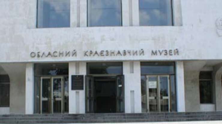 На территории Черкасского краеведческого музея нашли противотанковую мину