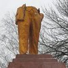DW: В Украине начался "Лениноповал"