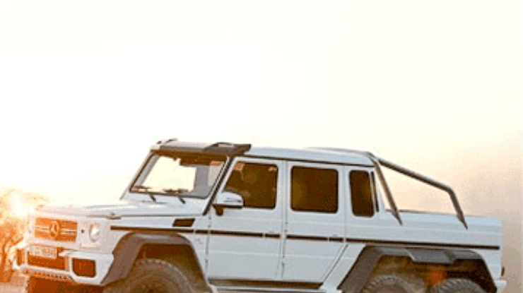 Mercedes-Benz запустит серийное производство 6-колесного джипа G 63 AMG