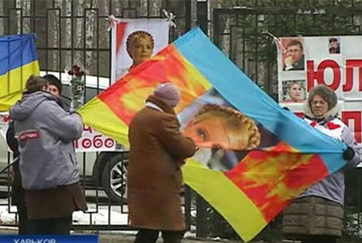 Депутатов от "Батьківщини" не пустили к Тимошенко